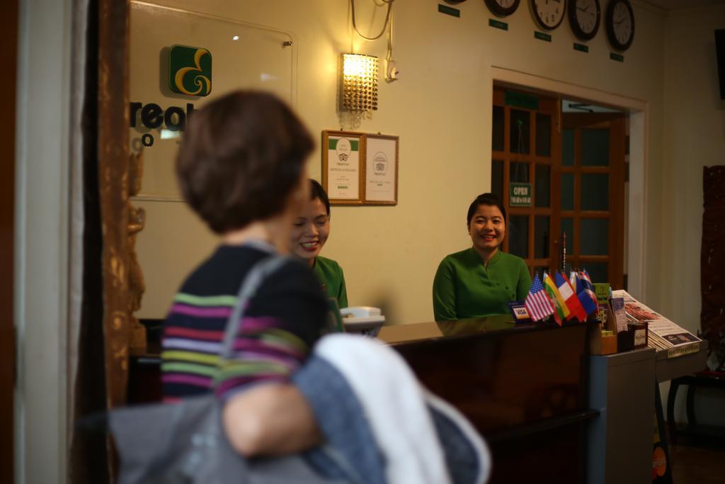 Great Feel Hotel Yangon Ngoại thất bức ảnh
